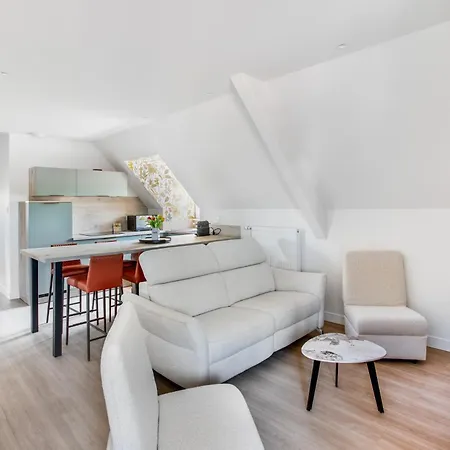 Maison Preiss - Le 6 شقة